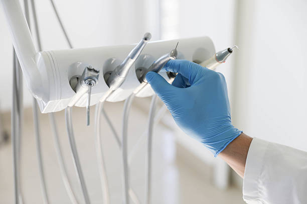 Professional Emergency Dentist technician working in Elkton, VA